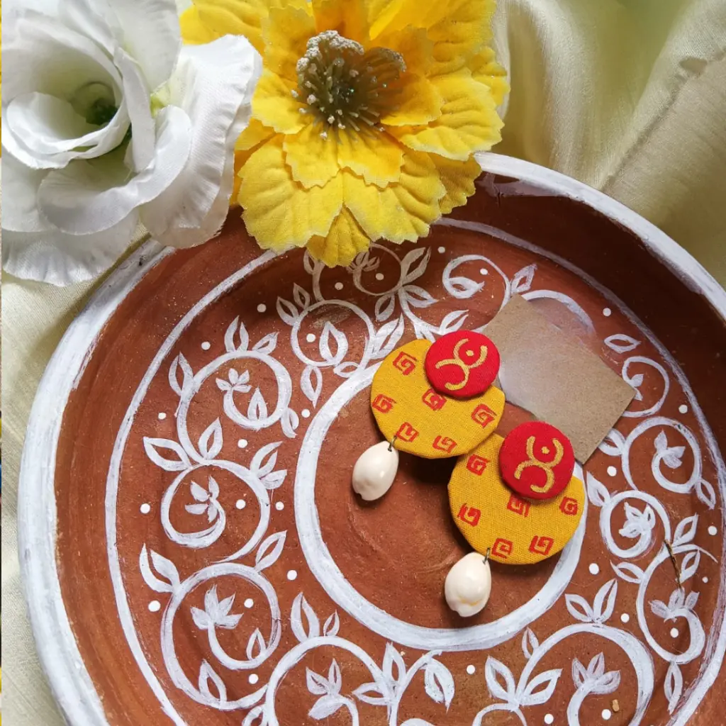 Maroon and Gold Elegant Gold Jewelry Sale Marketing Instagram Post (77).webp