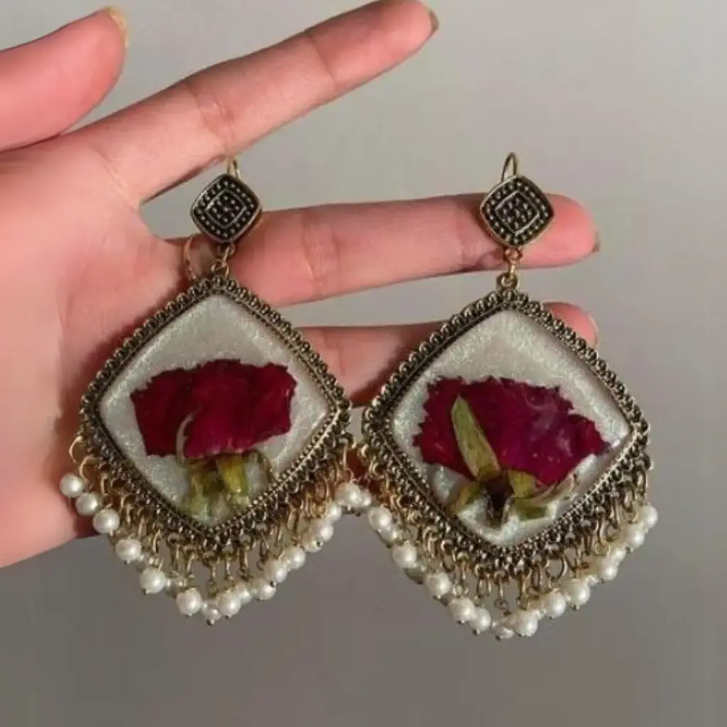 Golapii Jhumkas