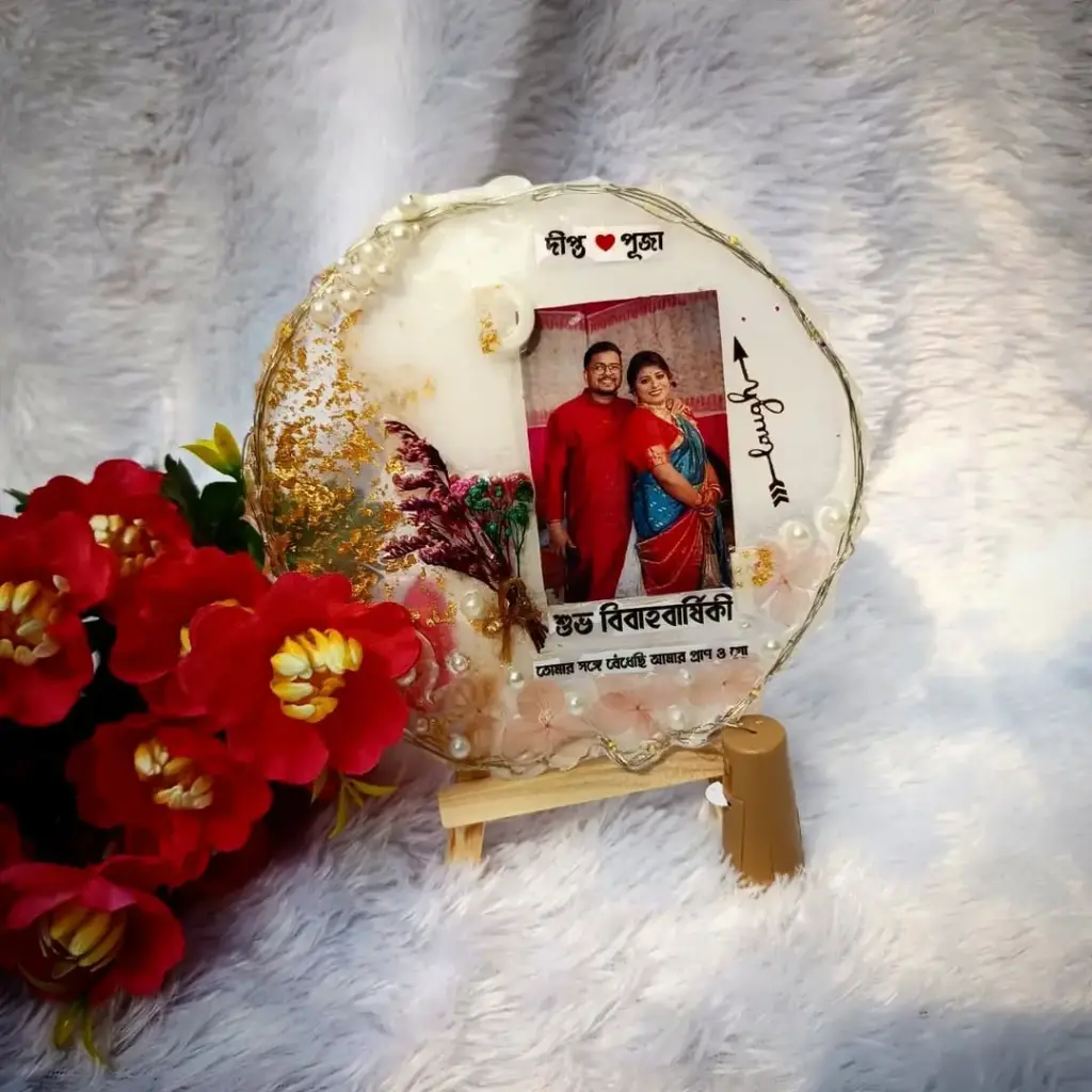 Agate Round Resin Frame