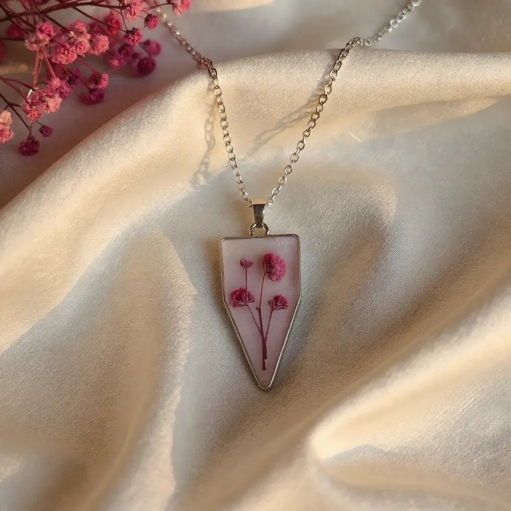 Gyli Necklace
