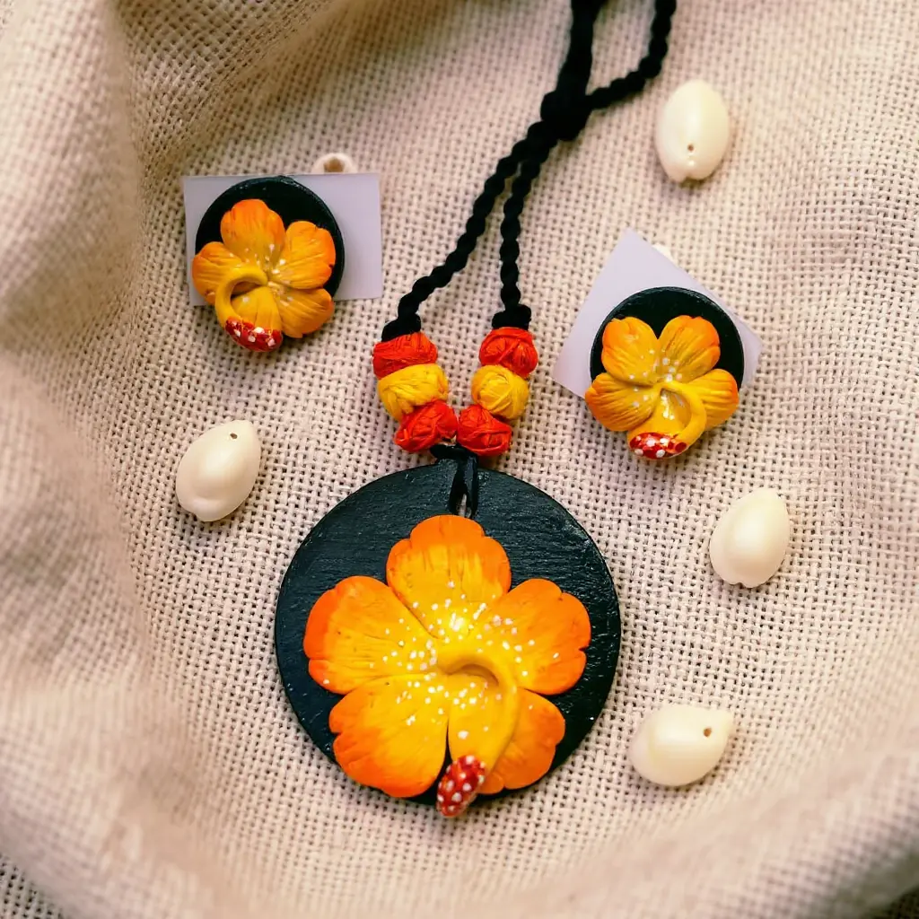 Komola Debi Set