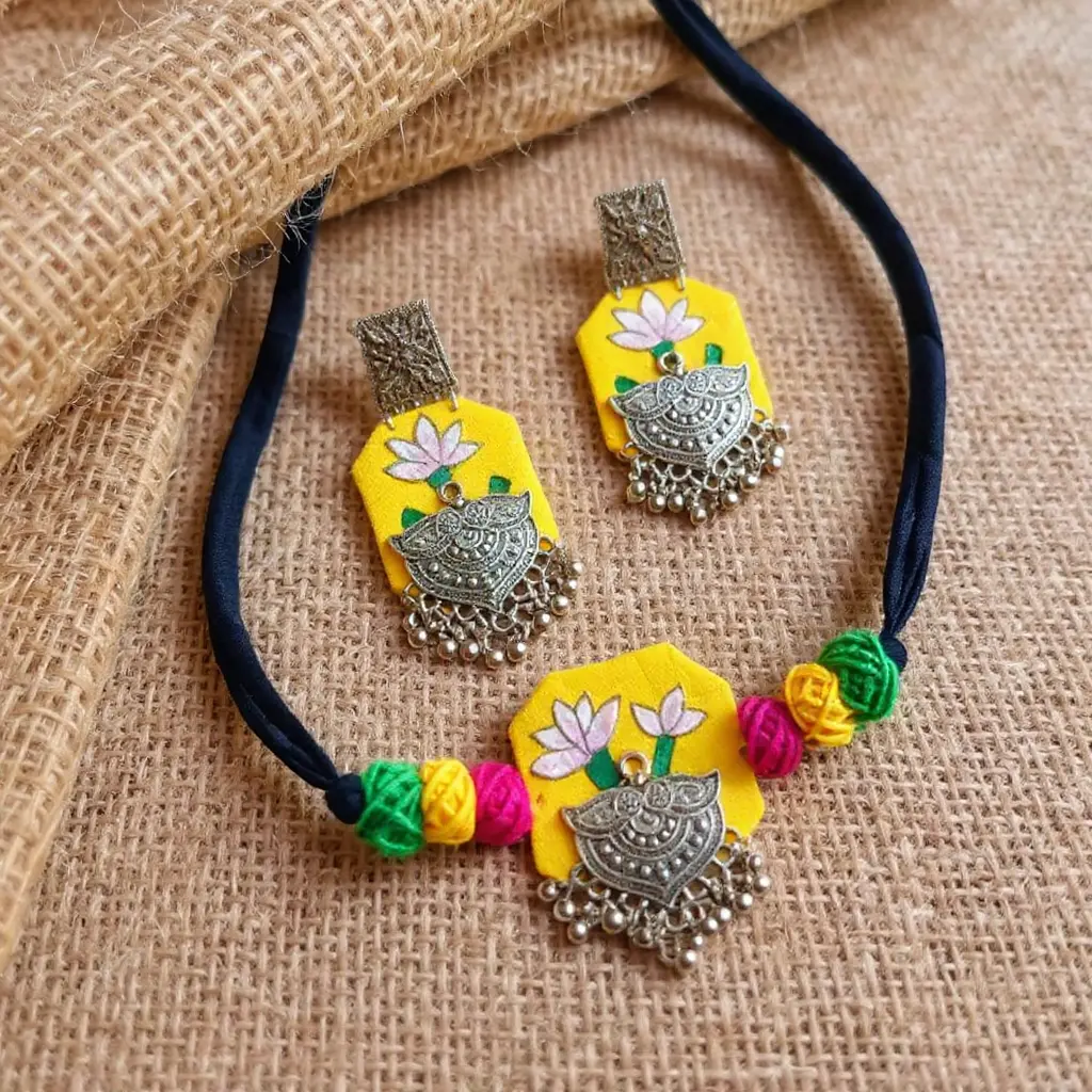 Voidveil Necklace,Bangles,Earings Set