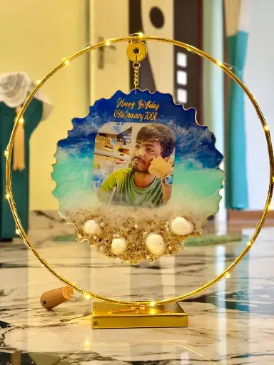 Hanging 12 Inch Resin Frame