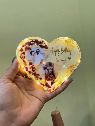 5-Inch Heart Resin Frame