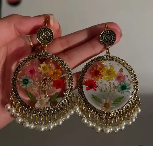Nayikaa Jhumkas