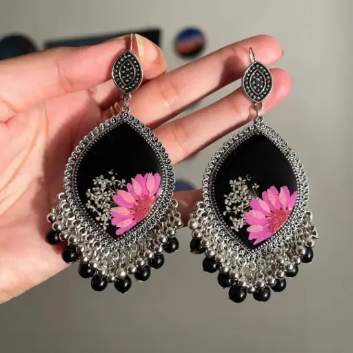 Nishar Jhumkas