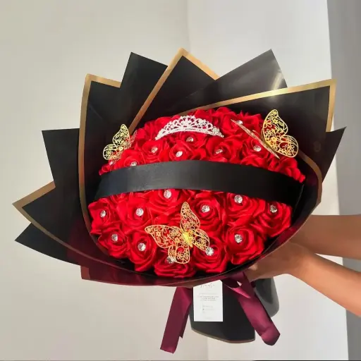 Queen Red Rose Bouquet(50 Roses)