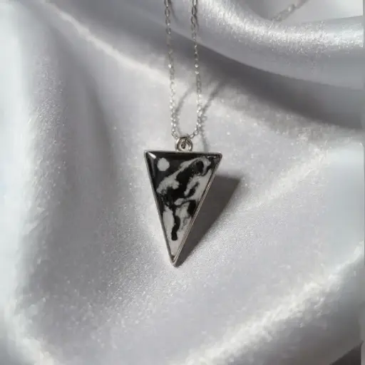 Obsy Necklace