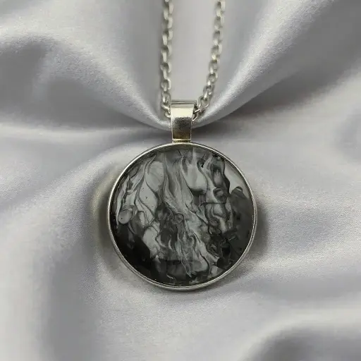 Roxx Necklace