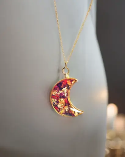 Moon Bazel Necklace