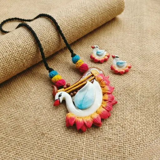 Shwet Balaka Clay Jewellery