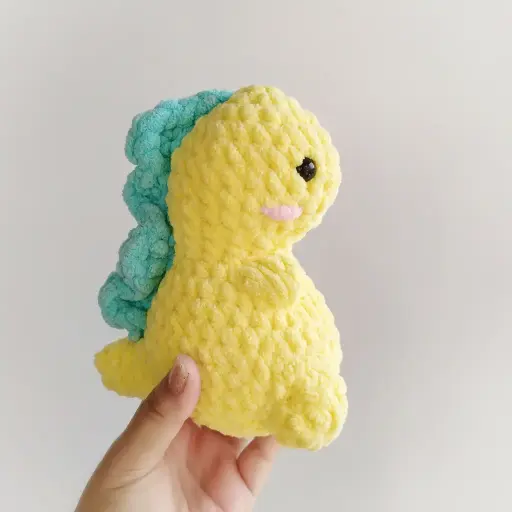 Dino Plushie (15 cm)