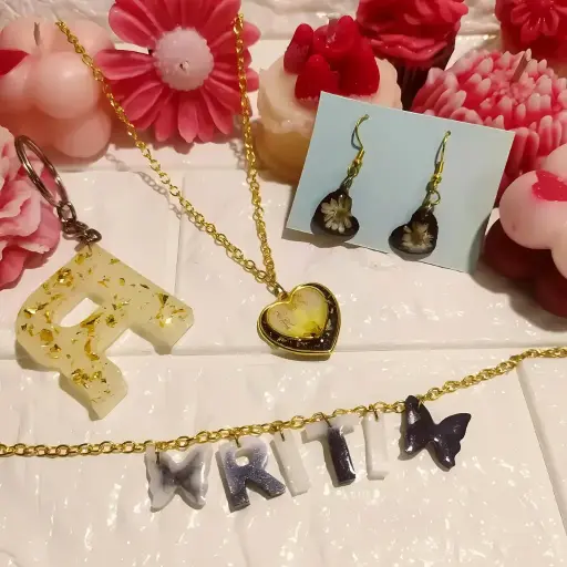 Customizable Name Bracelet,Necklace,Earings And Alphabet Keychain Combo